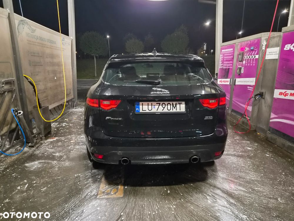 Jaguar F-Pace 3.0 V6 AWD R-Sport - 21