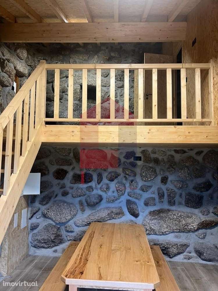 Terreno com ruína restaurada, Azias - Grande imagem: 5/13