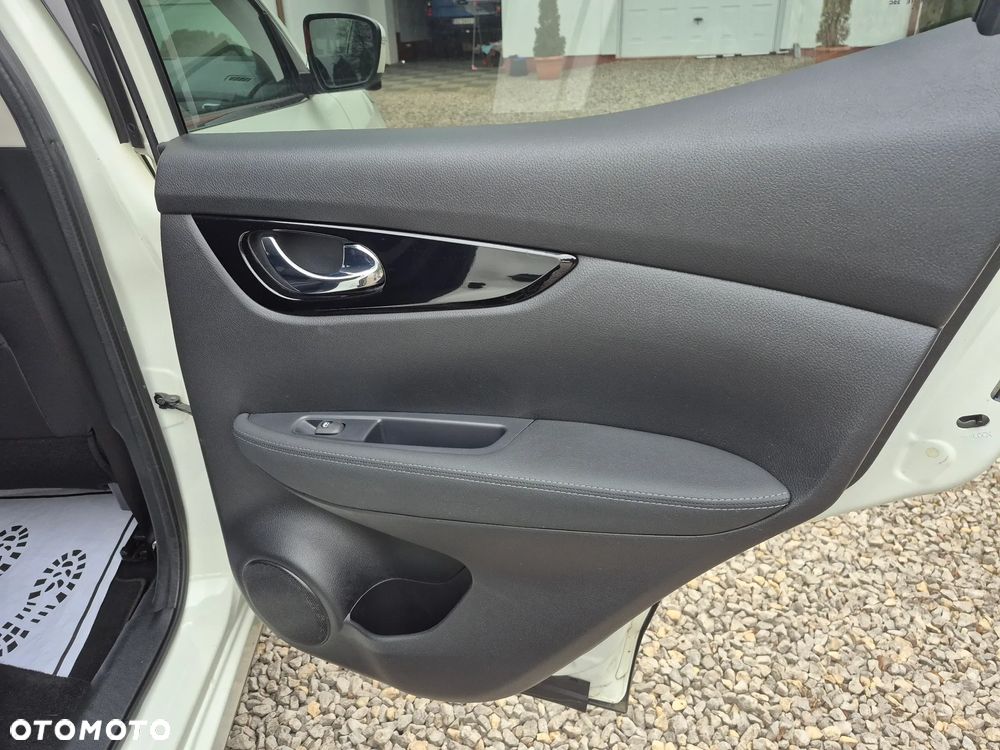 Nissan Qashqai 1.3 DIG-T ZAMA - 14