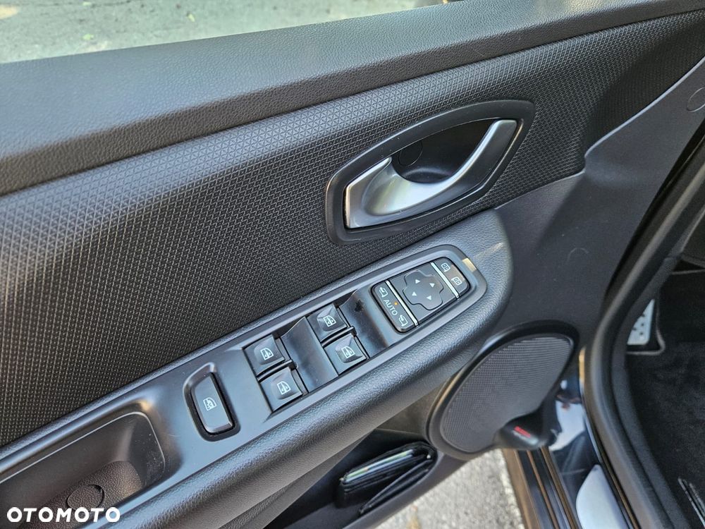 Renault Clio 1.6 R.S.Trophy 220 EDC - 9