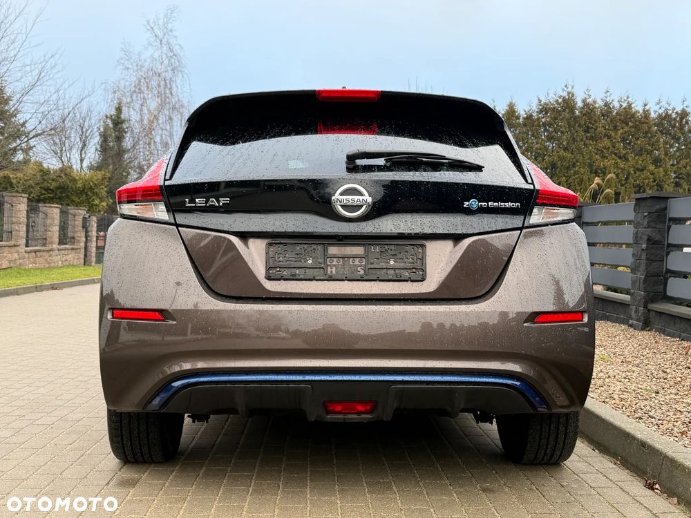 Nissan Leaf 40kWh Tekna - 27