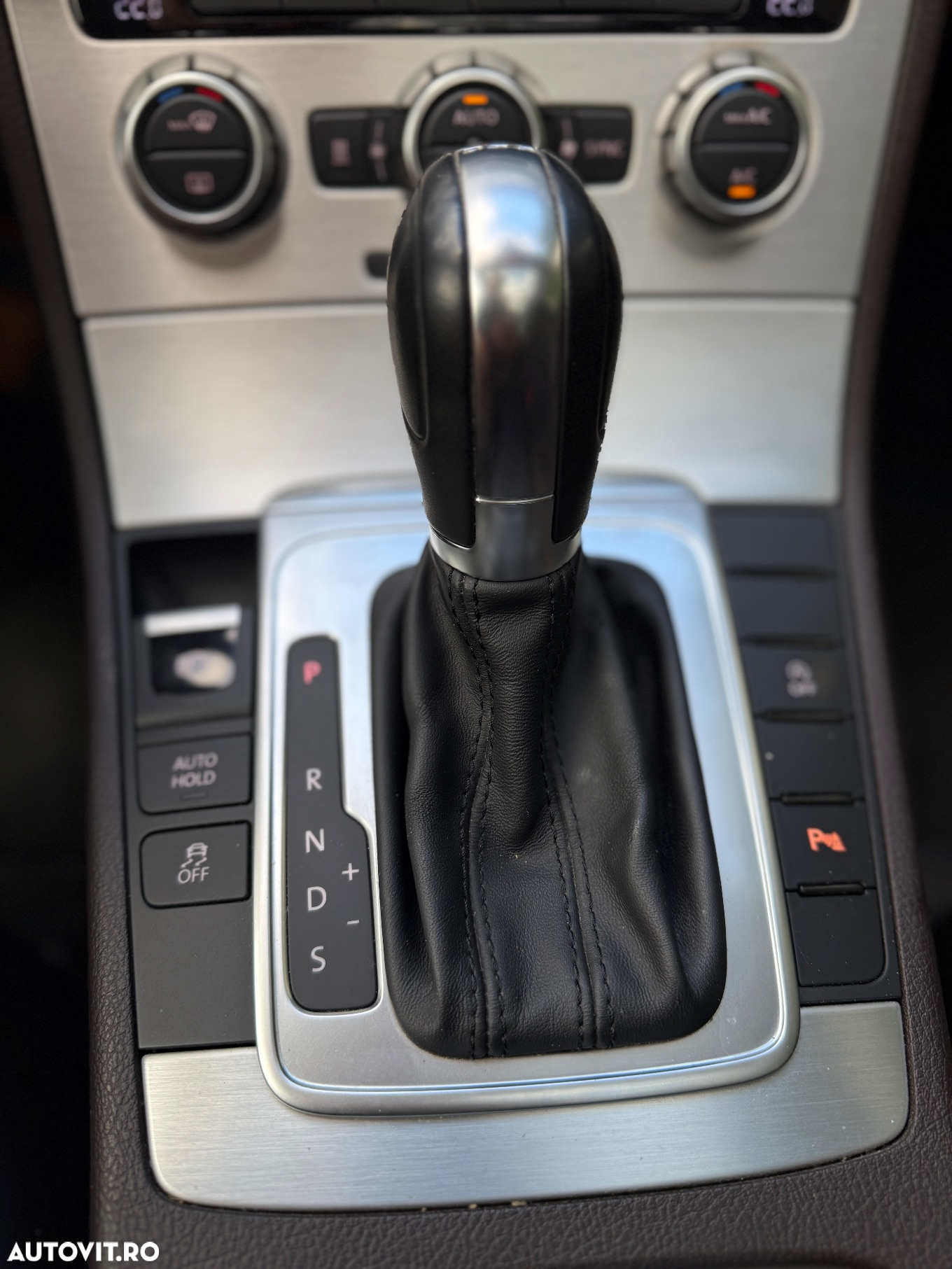 Volkswagen Passat Variant 2.0 TDI Blue TDI DSG Highline - 21