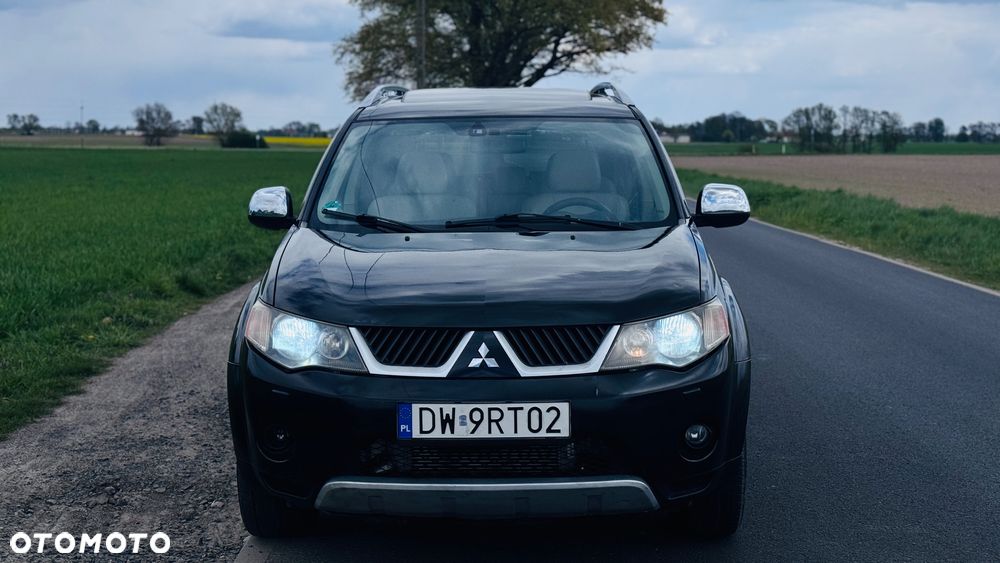Mitsubishi Outlander 2.2 DID Instyle - 12