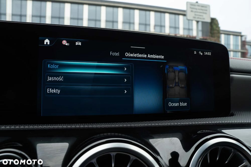 Mercedes-Benz CLA 220 mHEV 4-Matic AMG Line 8G-DCT - 32