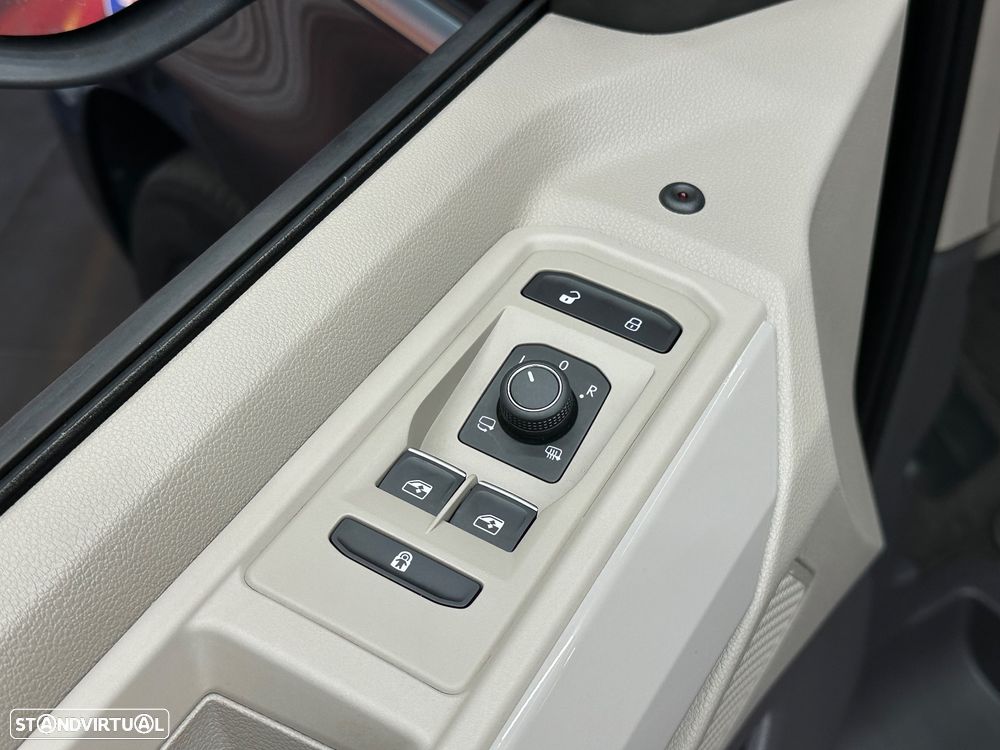 VW Multivan 2.0 TDI Style Longa DSG - 20
