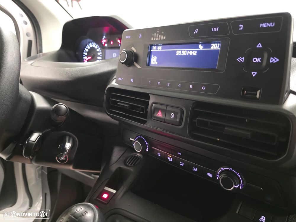 Peugeot PARTNER 1.6 BLUEHDI 25.000KMS APENAS - 47