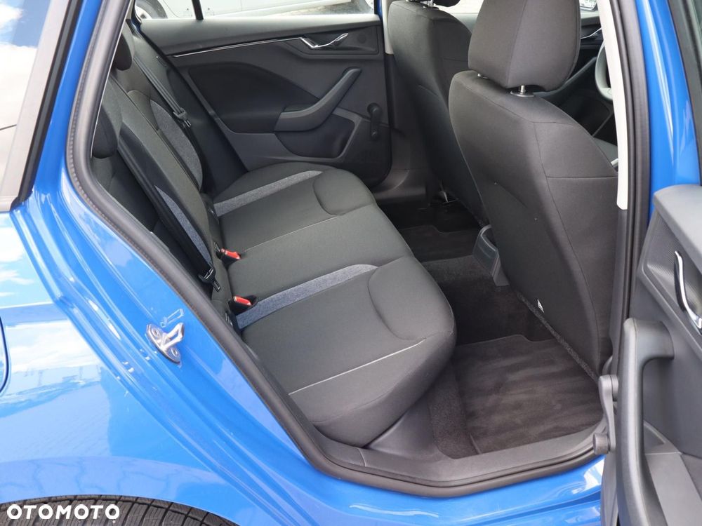 Skoda Kamiq 1.0 TSI Active - 8