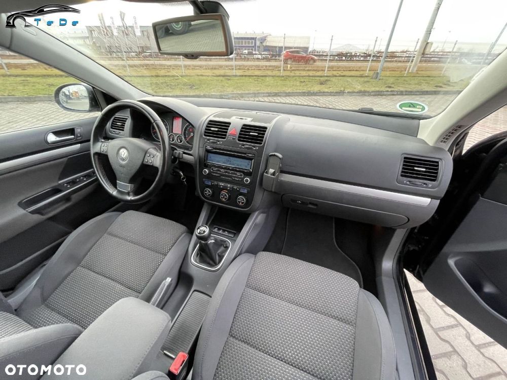 Volkswagen Golf 1.4 TSI Highline - 28