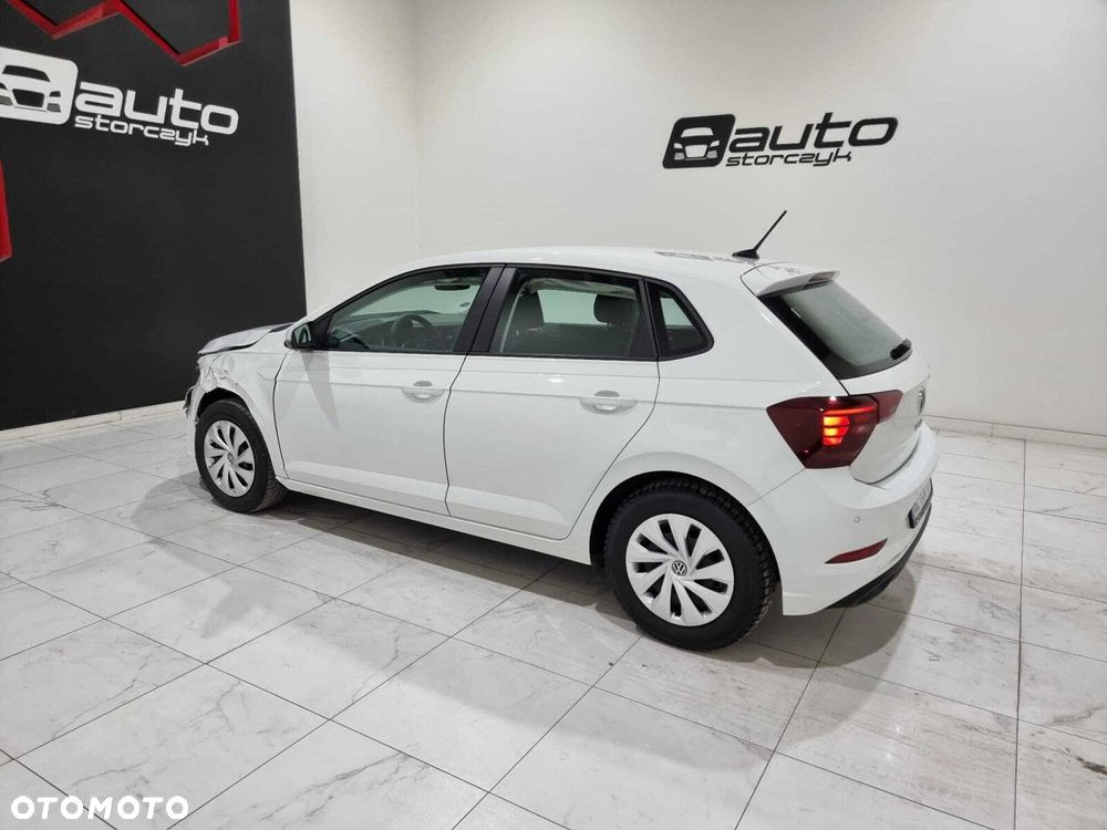 Volkswagen Polo - 11