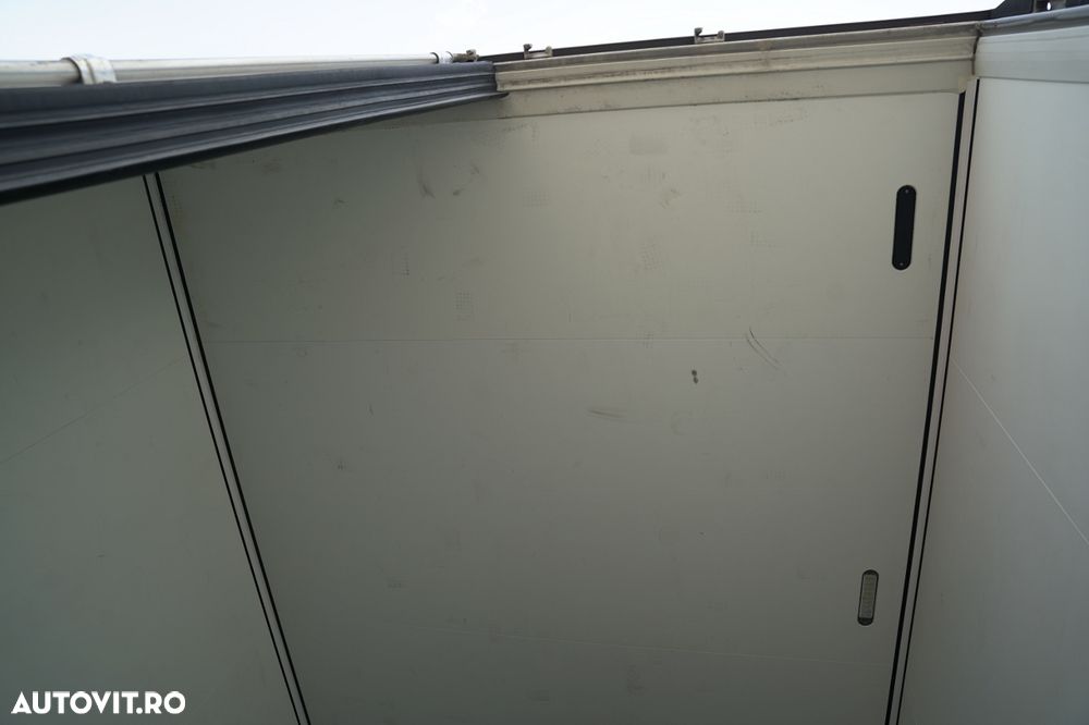 Schmitz Cargobull CAMION FRIGORIFER / TRANSPORT MAXIMA 1300 / AXĂ RIDICATĂ / COȘ PENTRU PALEȚI - 21
