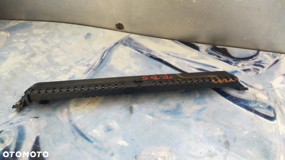 VW PASSAT B5   ŚWIATŁO STOP 1J6945097C - 2