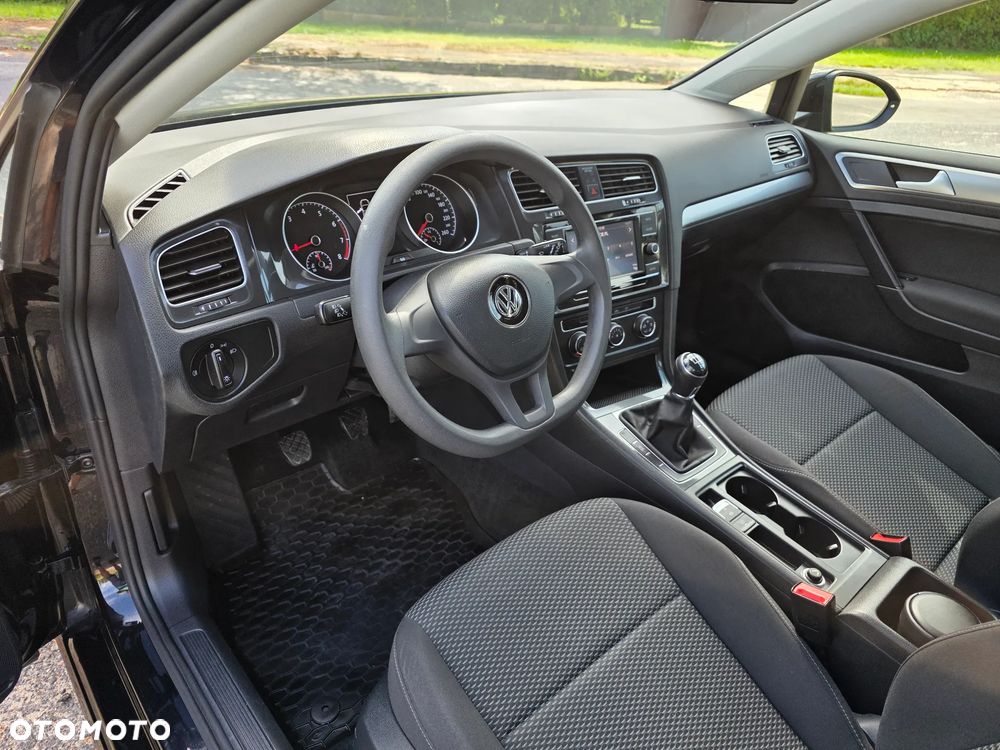 Volkswagen Golf 1.0 TSI (BlueMotion Technology) Trendline - 13