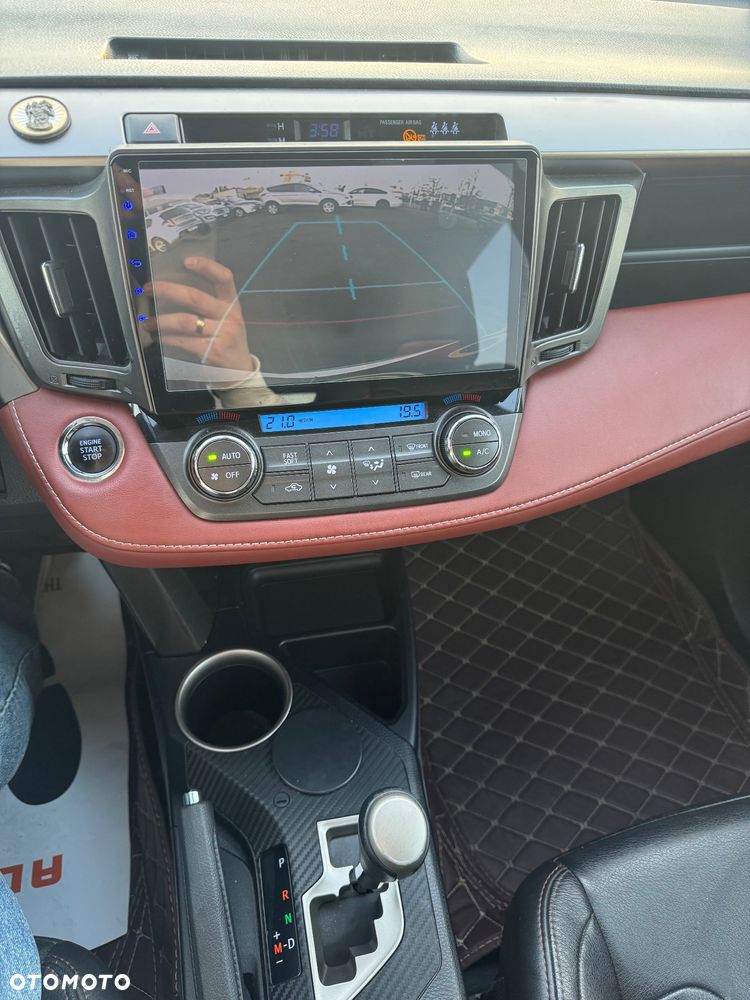 Toyota RAV4 2.0 Premium MS - 34