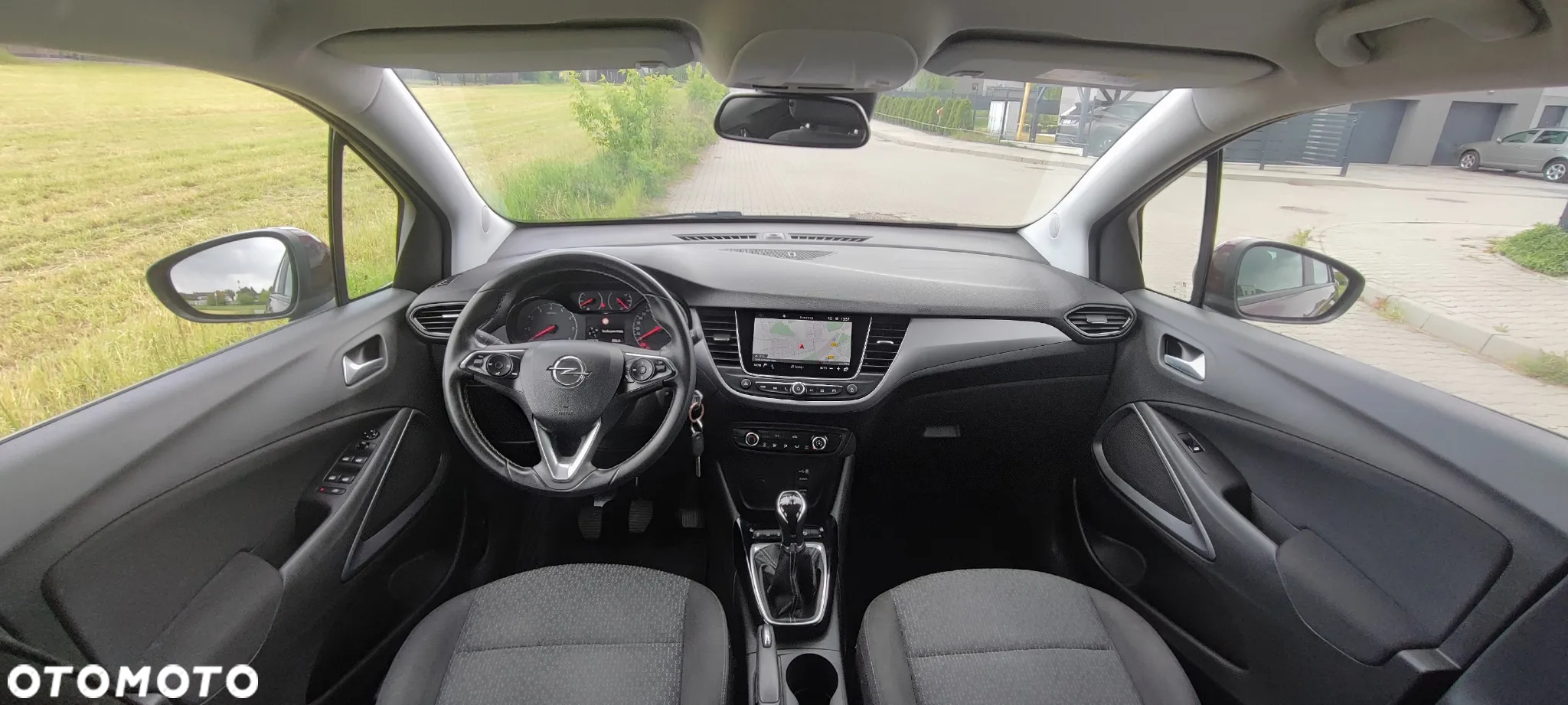 Opel Crossland X 1.2 T Enjoy S&S - 10