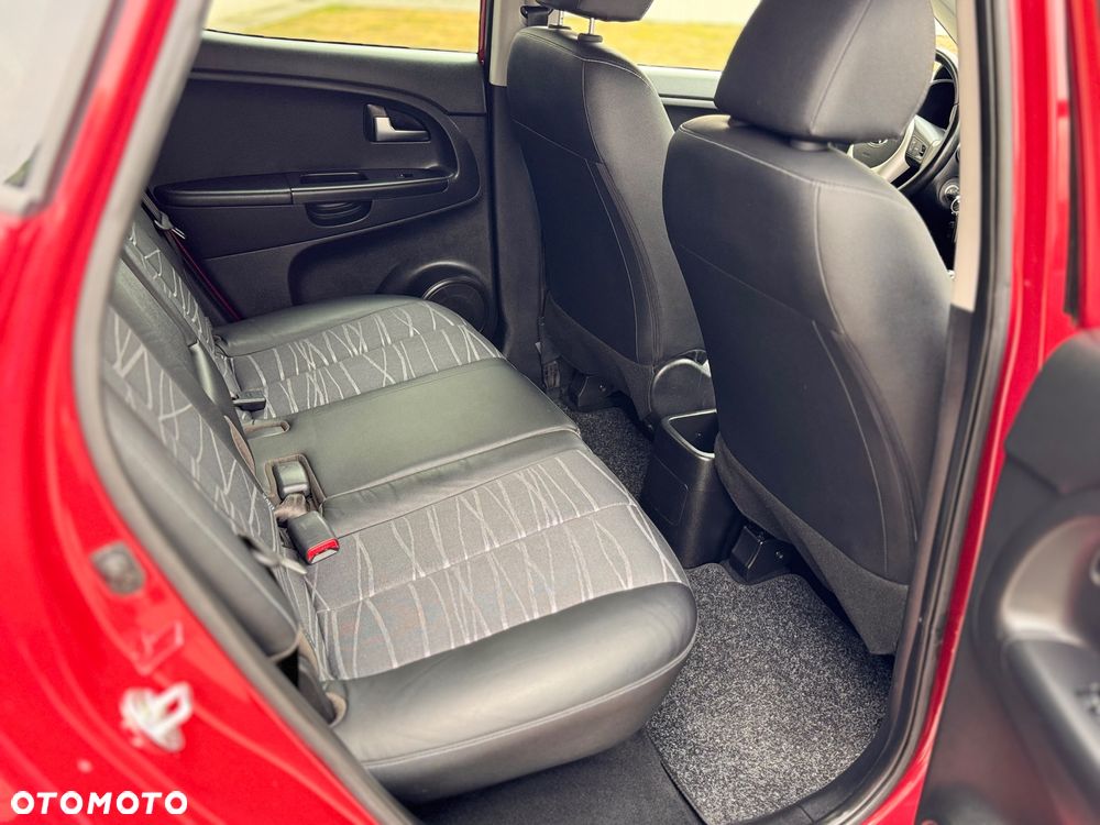 Kia Venga 1.4 CVVT ISG Vision - 23
