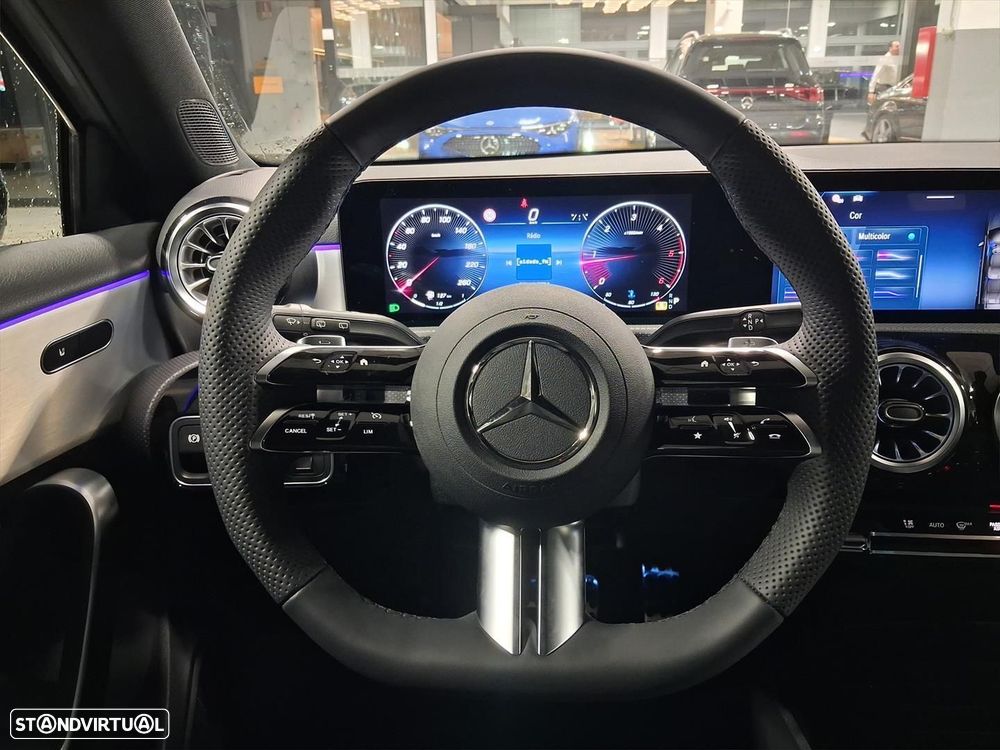 Mercedes-Benz A 180 - 21
