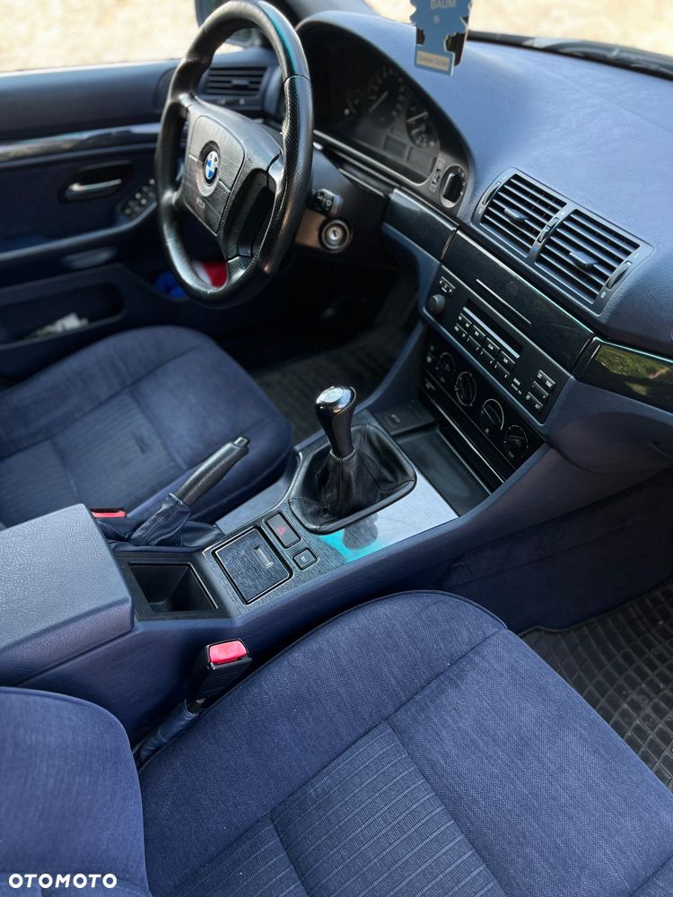 BMW Seria 5 - 15