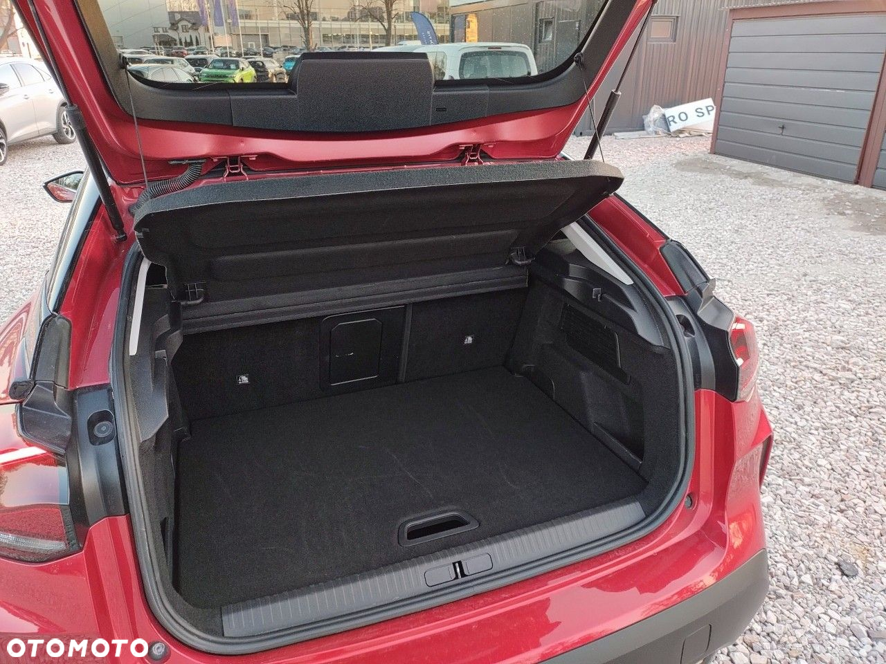 Citroën C4 1.2 PureTech Max S&S EAT8 - 6