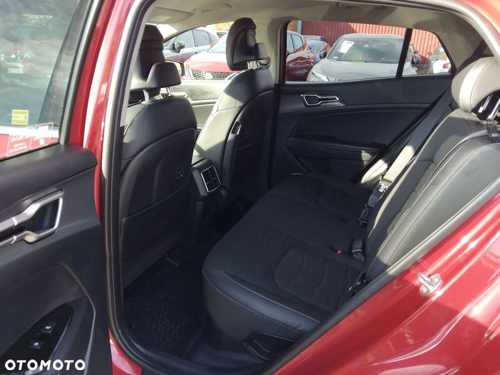Kia Sportage 1.6 T-GDI HEV Business Line 2WD - 22
