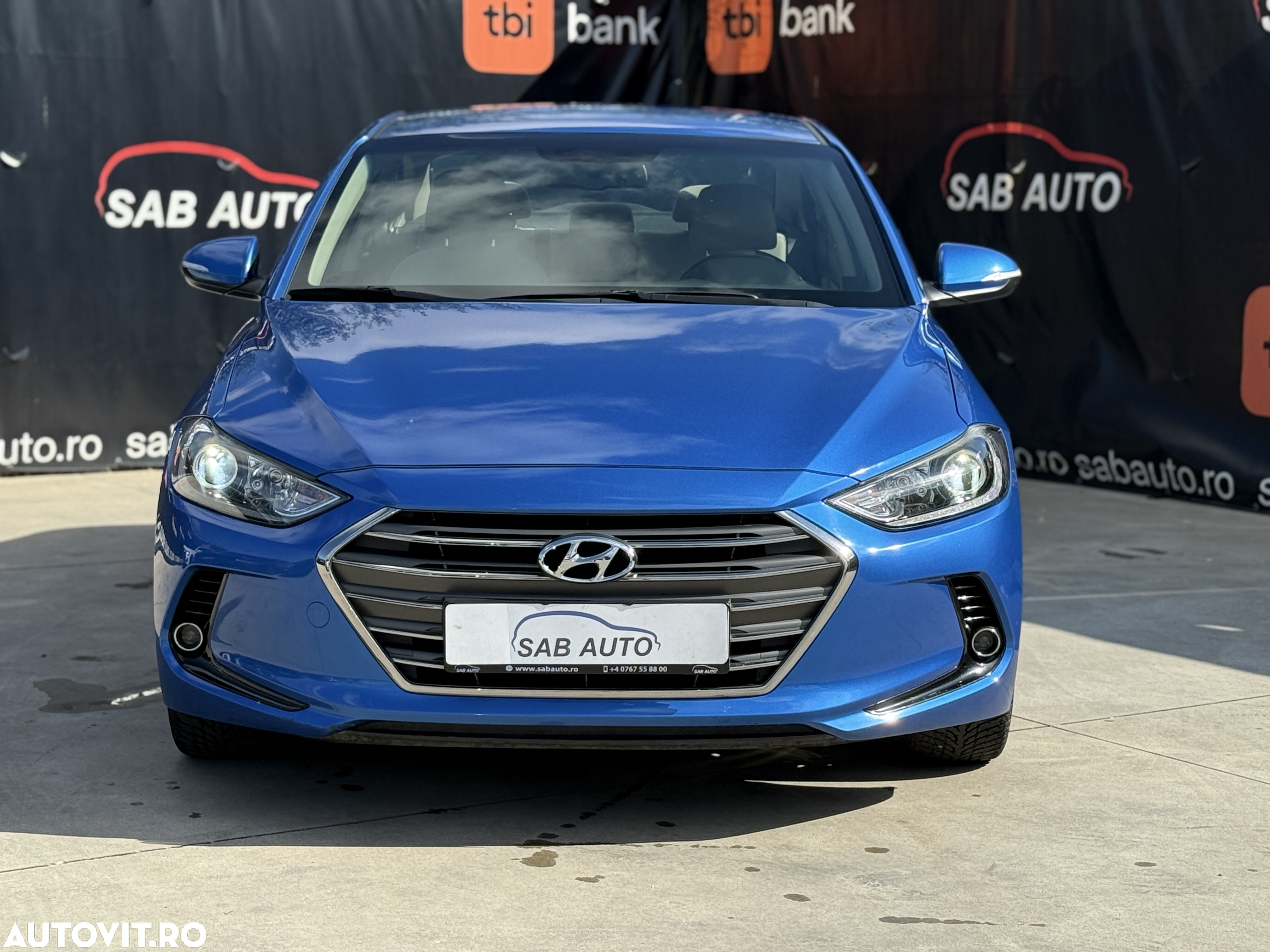 Hyundai Elantra 1.6 CRDI 7DCT Exclusive - 2