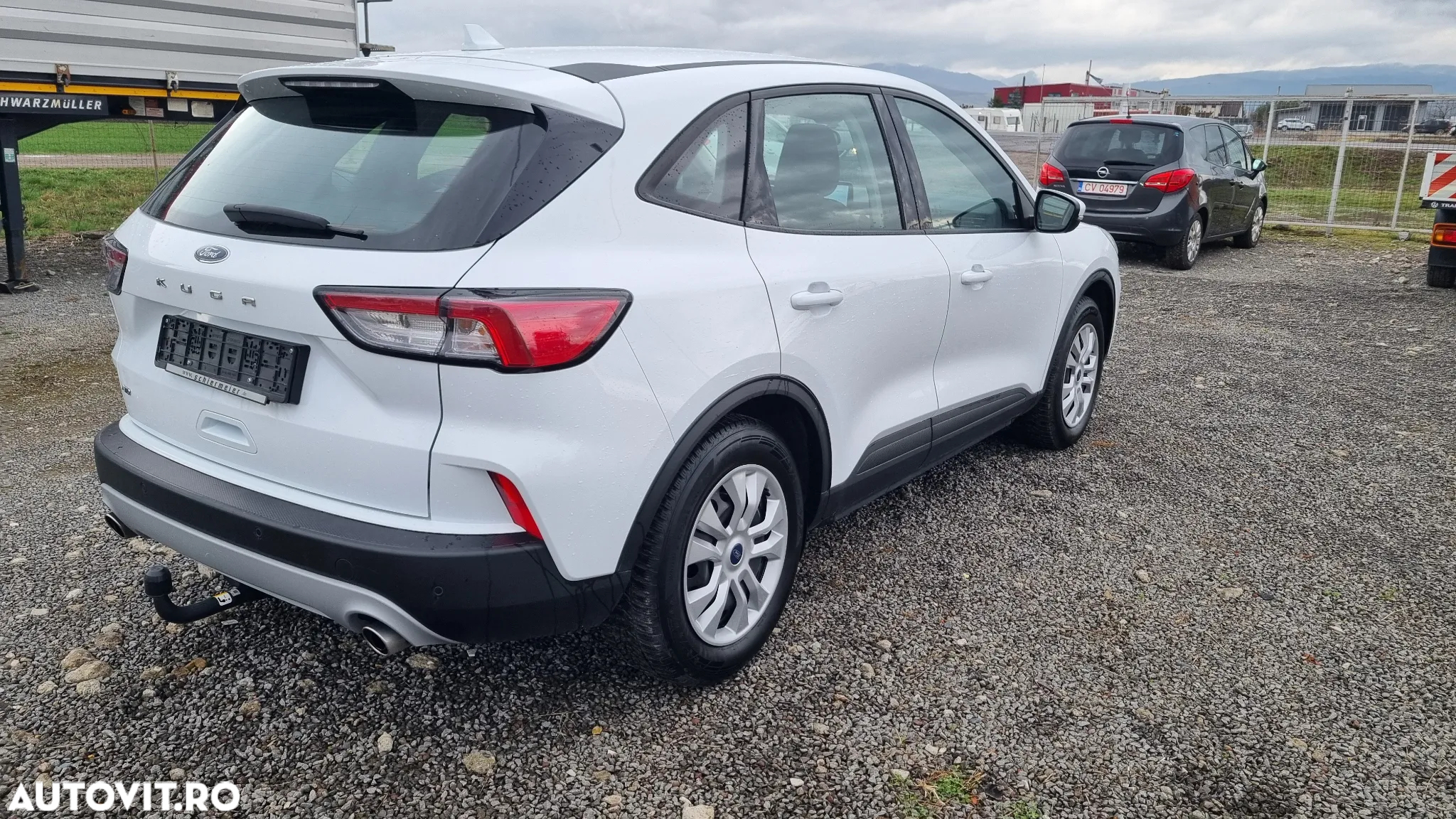 Ford Kuga 2.0 EcoBlue 4x4 Aut. COOL&CONNECT - 4