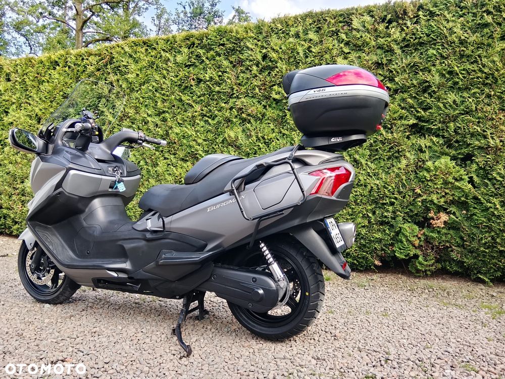 Suzuki Burgman - 10