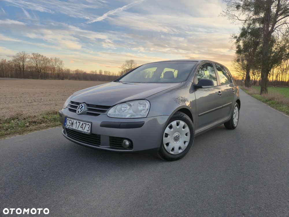 Volkswagen Golf - 31