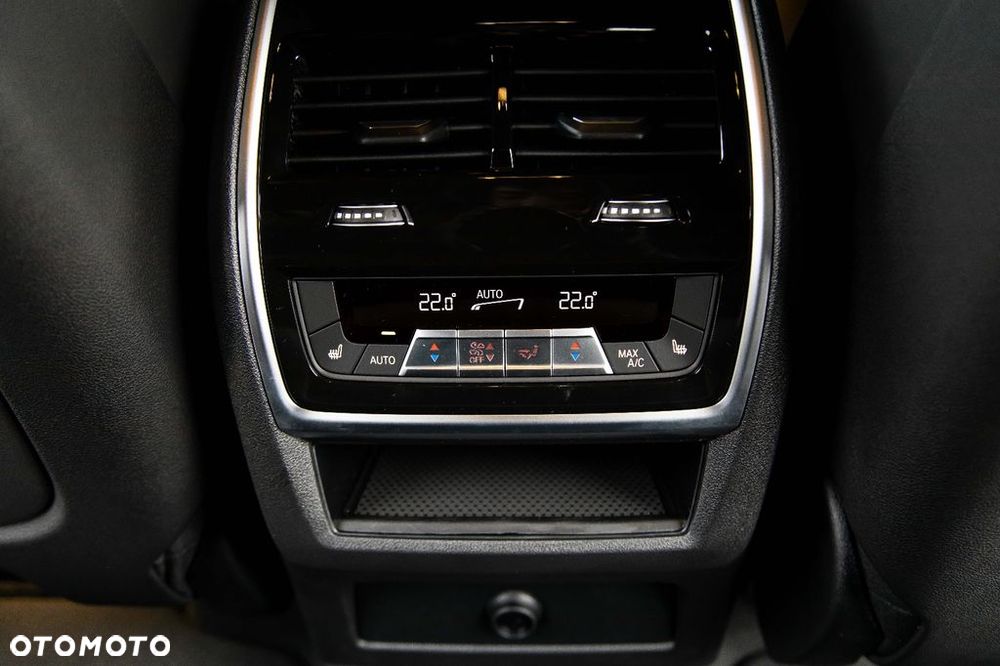 BMW X6 xDrive30d mHEV - 21