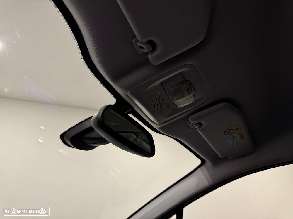 Peugeot 2008 1.6 BlueHDi Style - 42