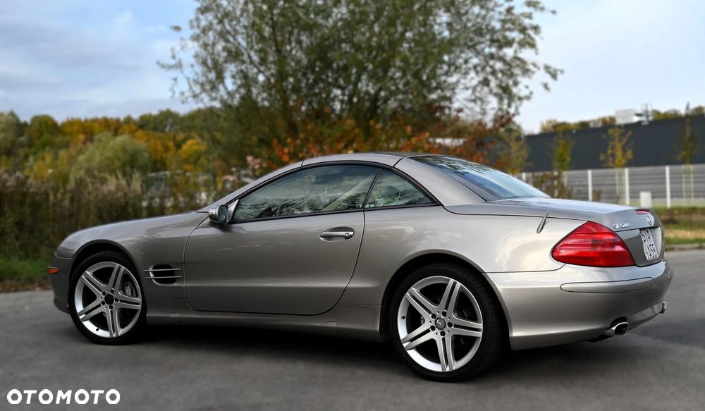 Mercedes-Benz SL - 18
