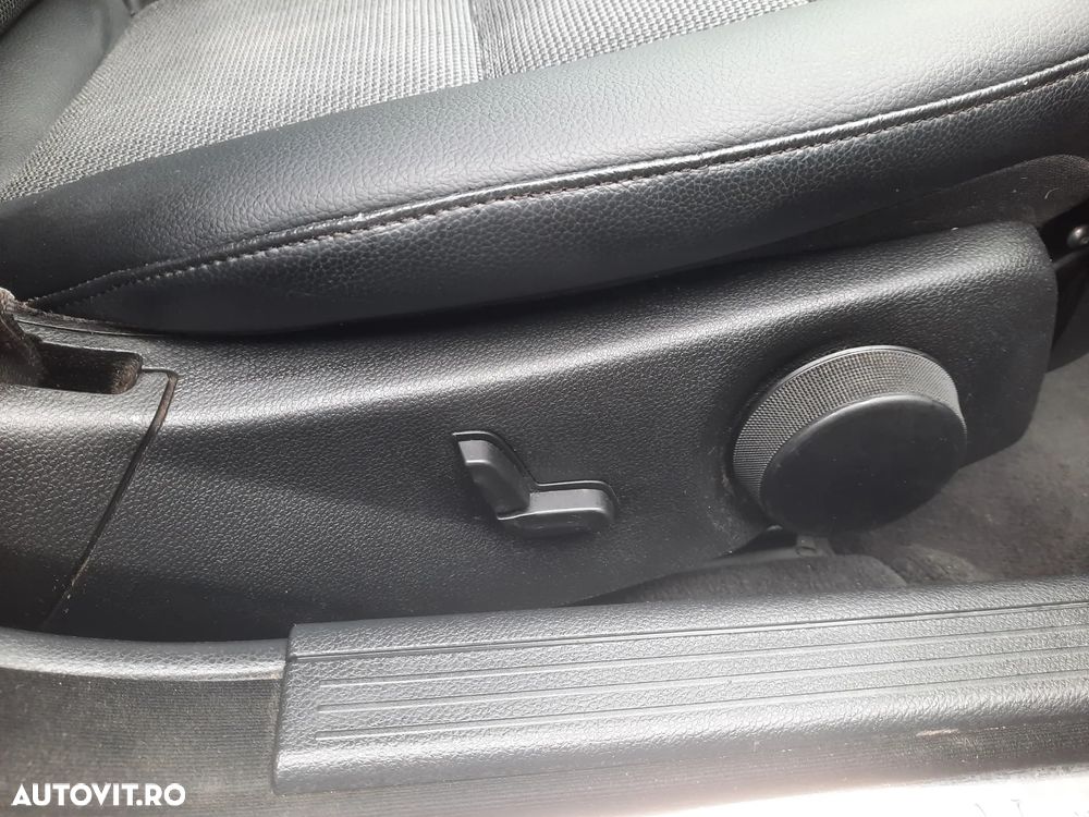Mercedes-Benz C 220 (BlueTEC) d BlueEFFICIENCY Edition 7G-TRONIC Avantgarde - 21