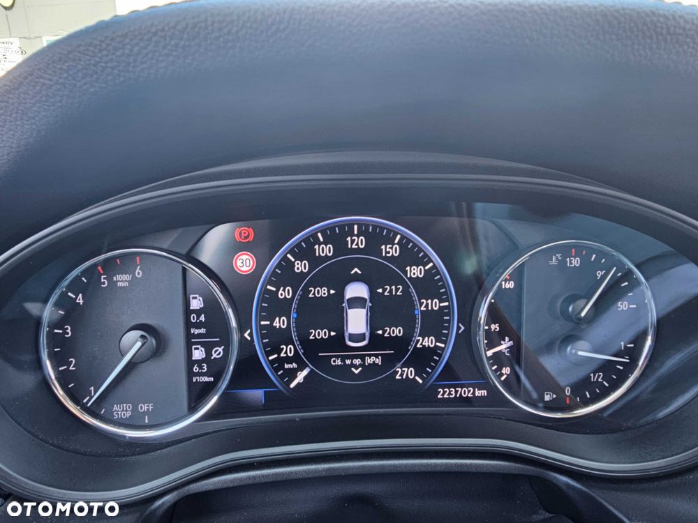 Opel Insignia - 8