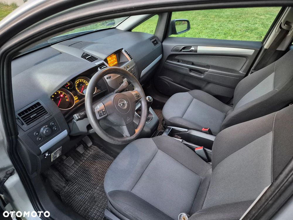 Opel Zafira 1.8 - 9
