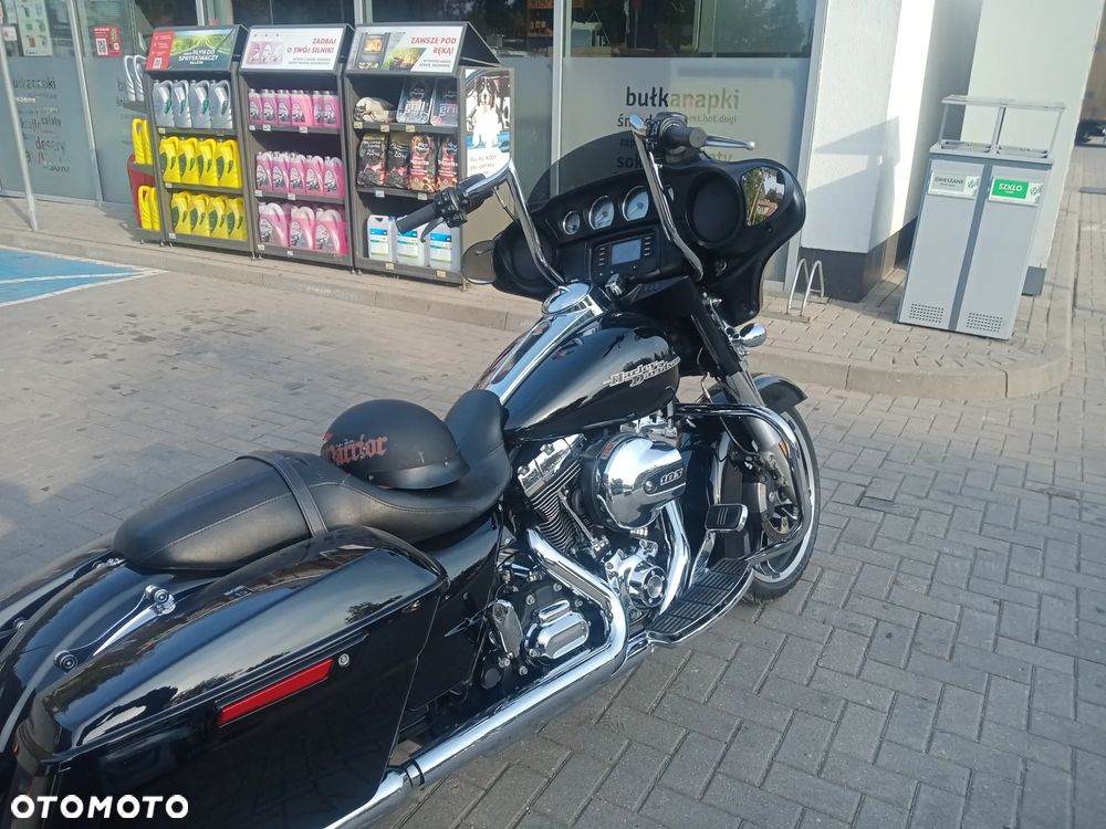 Harley-Davidson Touring Street Glide - 3