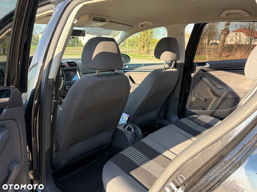 Volkswagen Golf 1.9 TDI United - 8