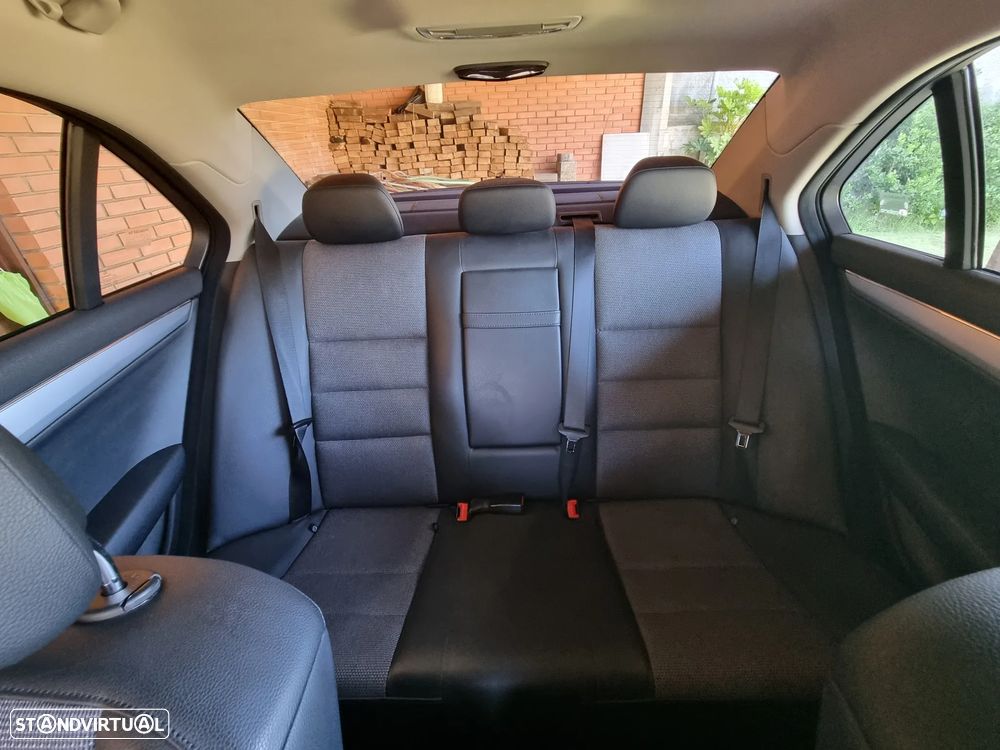 Mercedes-Benz C 180 CDI Avantgarde BlueEfficiency - 13