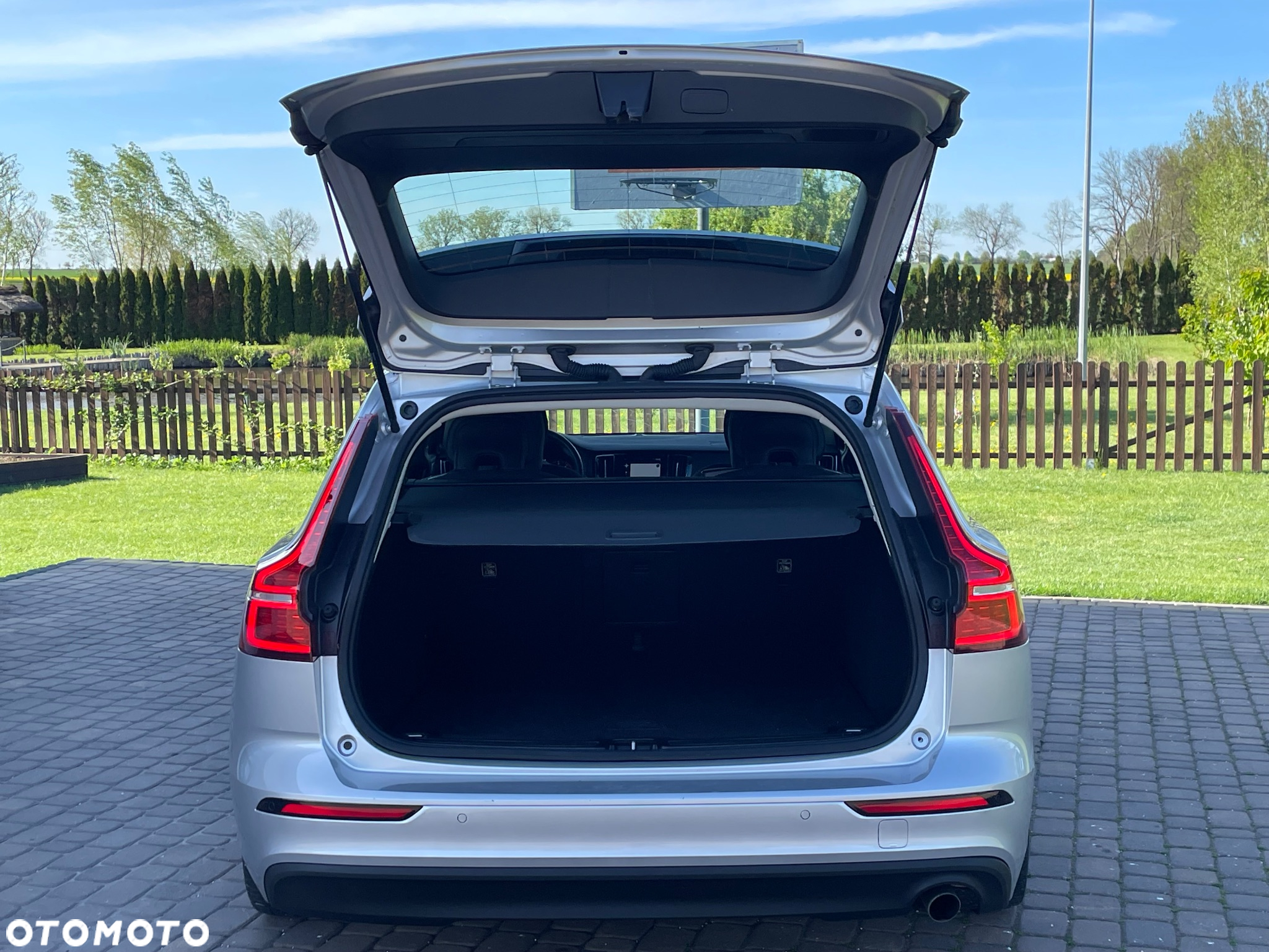 Volvo V60 - 13