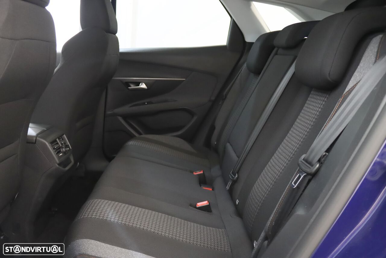 Peugeot 3008 1.5 BlueHDi Active - 9