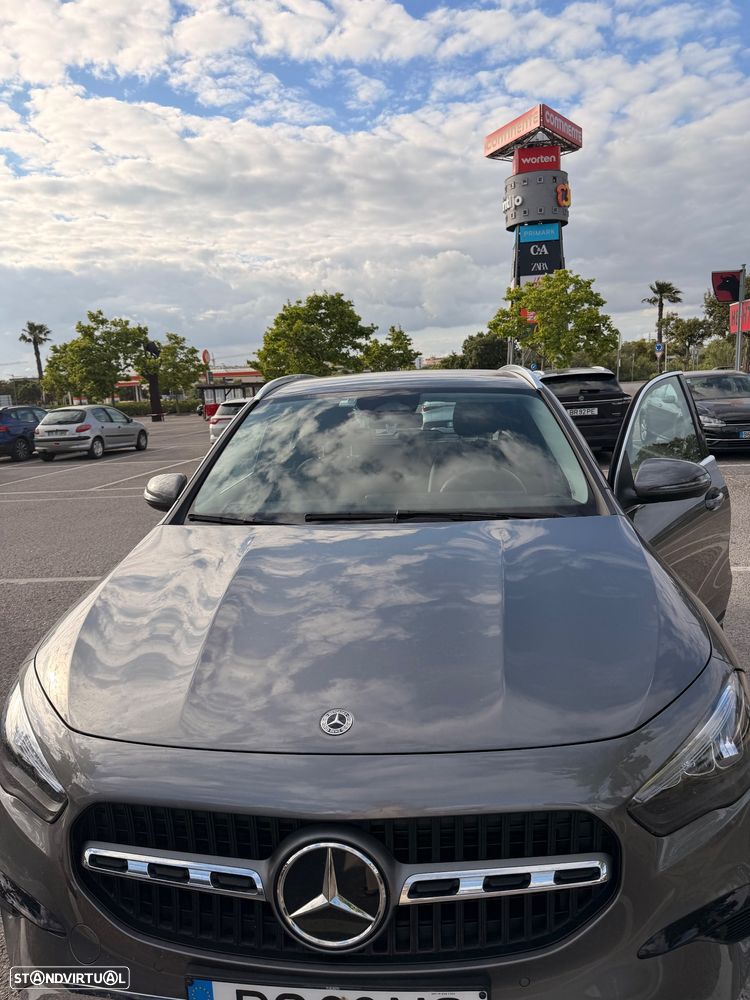 Mercedes-Benz GLA 180 d - 8