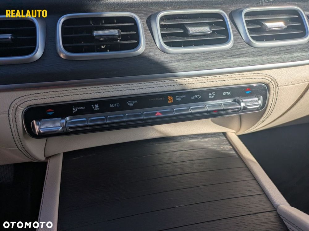 Mercedes-Benz GLE - 10