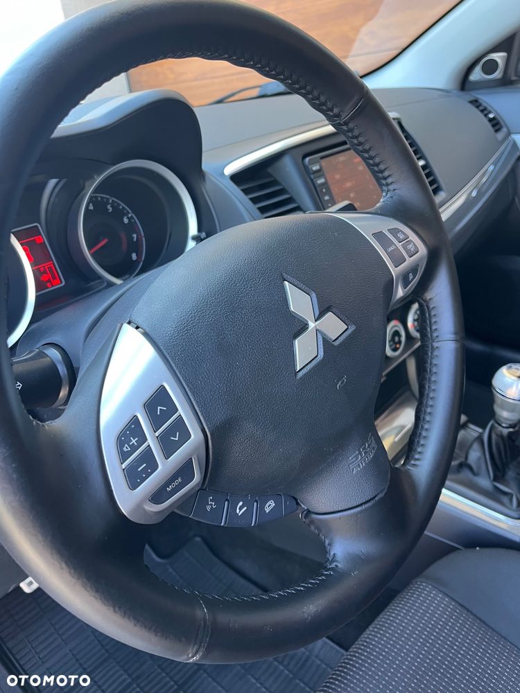 Mitsubishi Lancer - 17