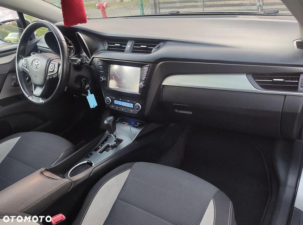 Toyota Avensis Touring Sports 1.8 Multidrive S Executive - 10