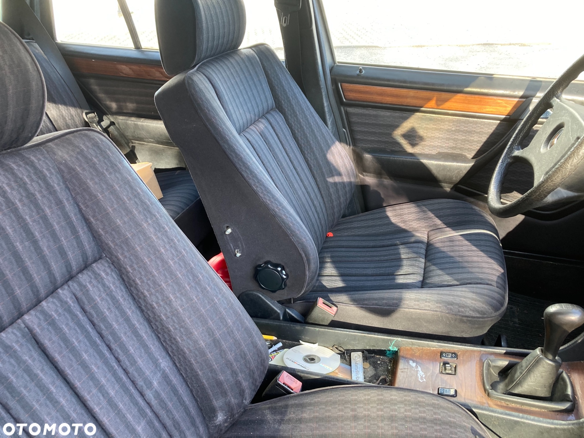 Mercedes-Benz W124 (1984-1993) - 20