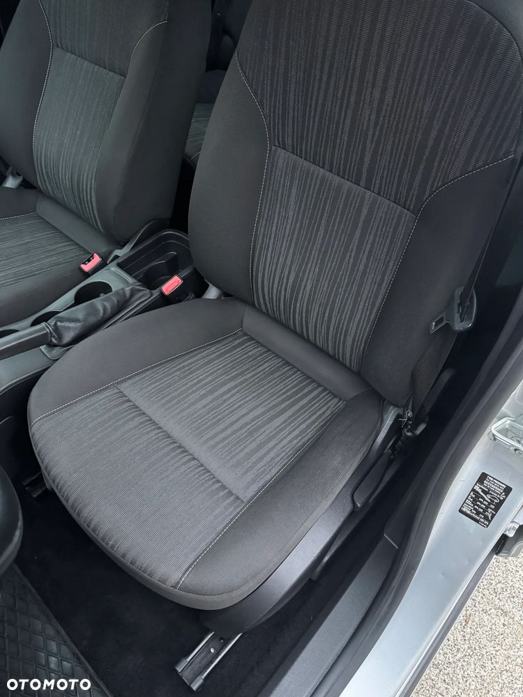 Opel Astra 1.6 - 8