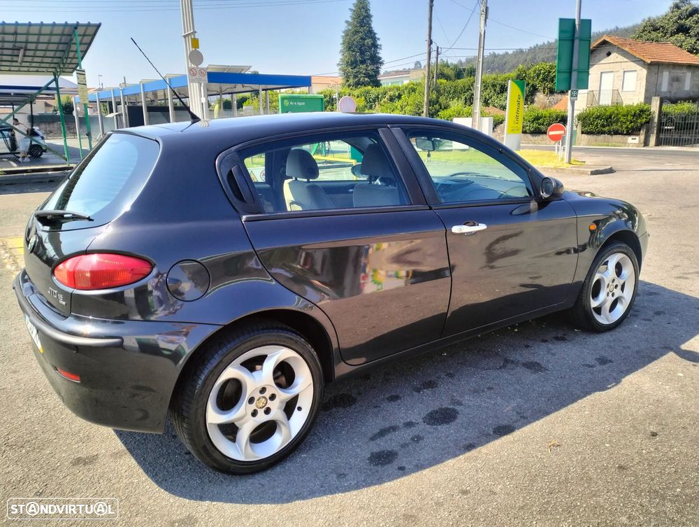 Alfa Romeo 147 1.9 JTD 16V Progression - 5