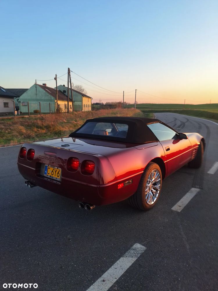 Chevrolet Corvette Convertible 5.7 - 5
