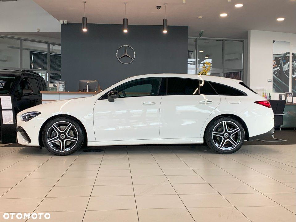 Mercedes-Benz CLA - 2