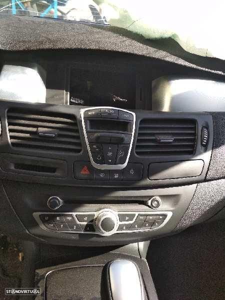 SISTEMA DE ÁUDIO RÁDIO CD RENAULT LAGUNA III BERLINA - 8