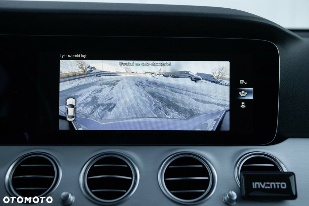 Mercedes-Benz Klasa E 220 d 4-Matic AMG - 38