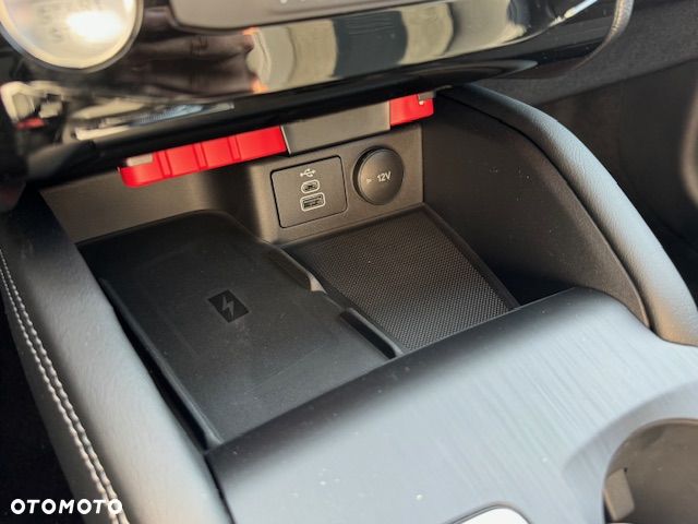 Ford Kuga - 12